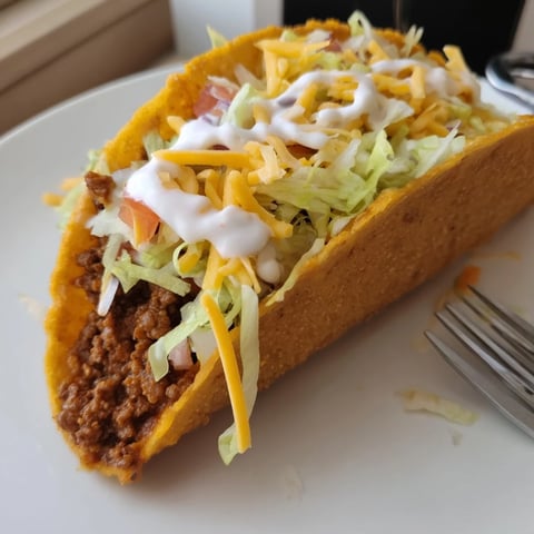 Homemade Cheesy Gordita Crunch tacos, filled with seasoned beef and a cheesy tortilla wrap.