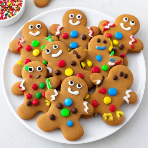 DIY Gingerbread People Decorating